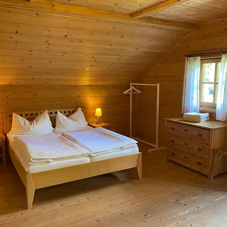 Ferienwohnung Naehe Attersee - Traunsee Lehner Im Wald Idyllisches Landhaus In Alleinlage