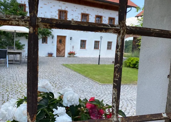 Lejlighed Ferienwohnung Naehe Attersee - Traunsee Lehner Im Wald Idyllisches Landhaus In Alleinlage *